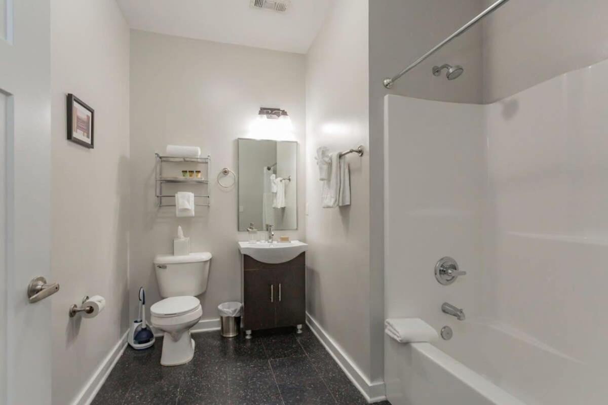 Cozysuites Musicrow Astonishing Studio With Free Parking 38 Nashville Eksteriør bilde
